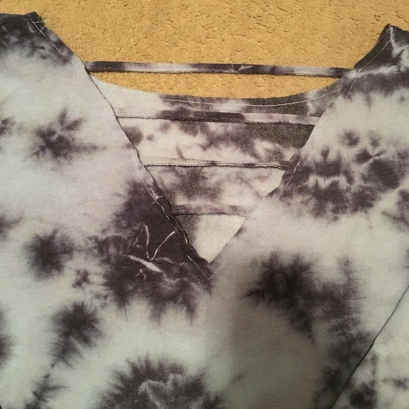 PINK Tie Dye Cropped Crossback Crewneck - Picture 3 of 5